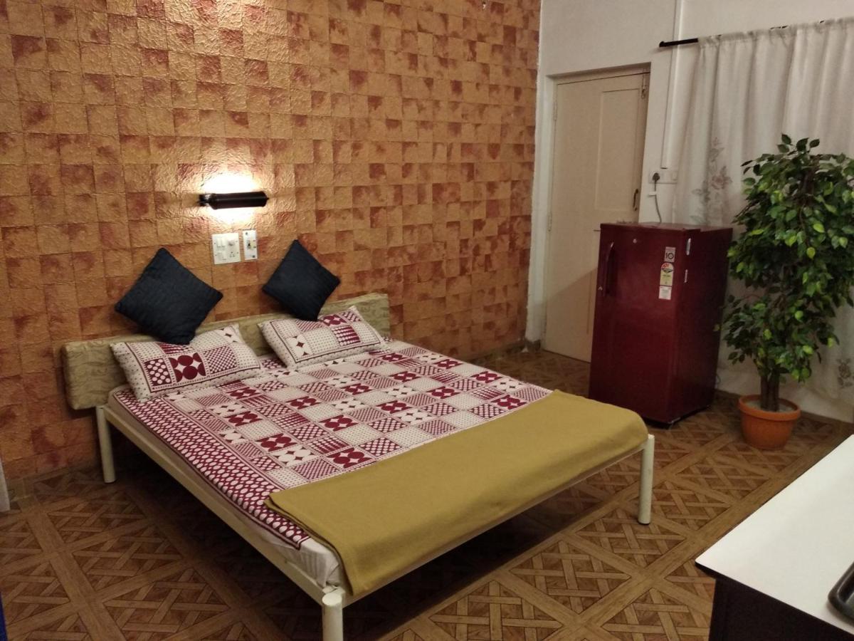 Bis-Lin Home Stay Panaji Luaran gambar